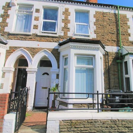Three Bedroom Townhouse - Free Local Parking - By Property Promise Cardiff Extérieur photo