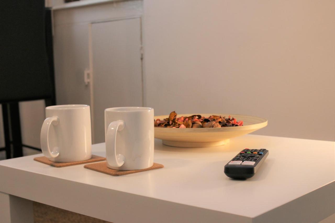 Three Bedroom Townhouse - Free Local Parking - By Property Promise Cardiff Extérieur photo